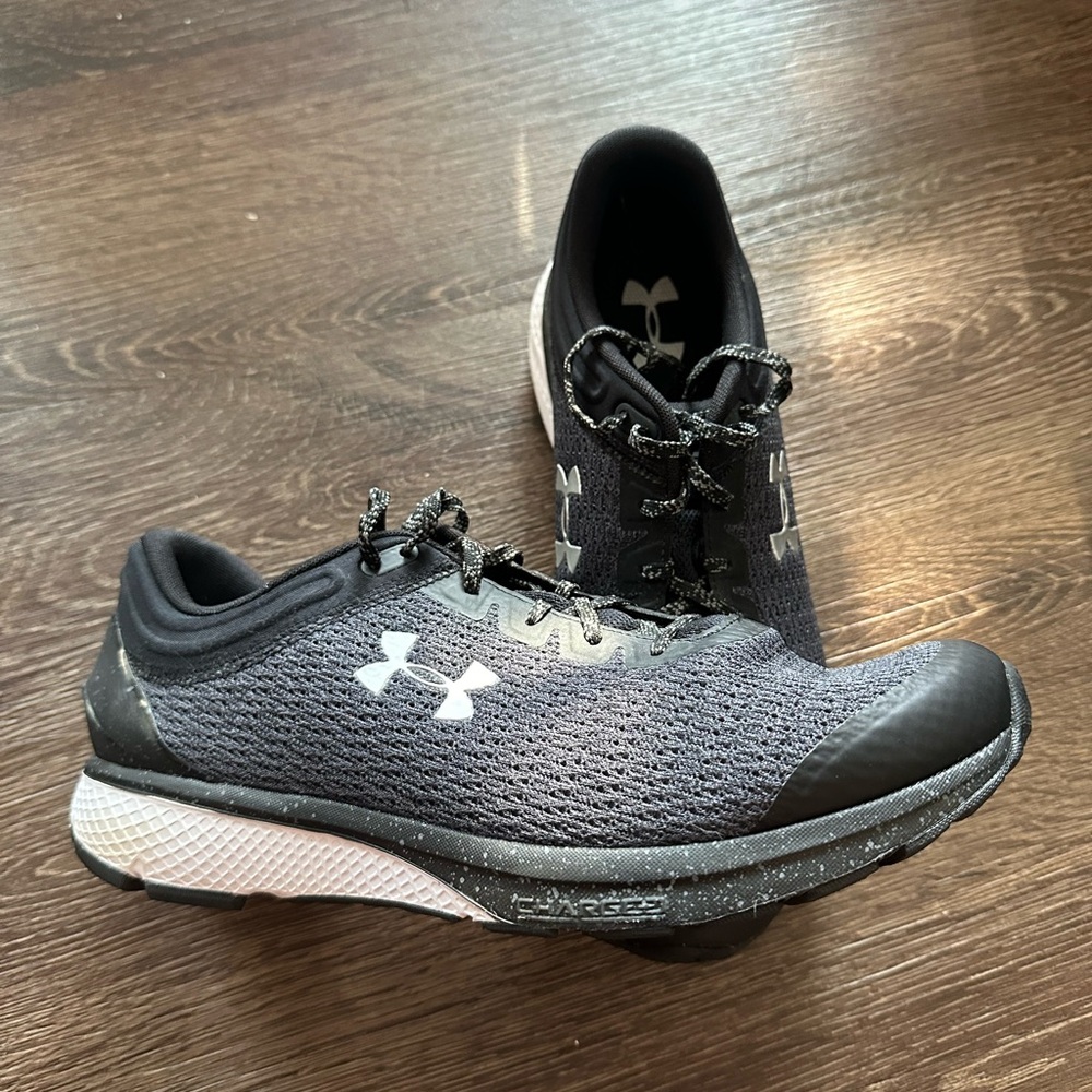 Under Armour Running Shoes